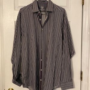 Mens Bugatchi long sleeve button down shirt. Size Large, Classic fit